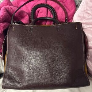 Coach Rogue 30 in Oxblood